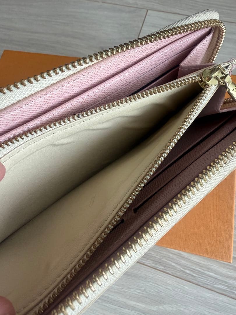 Louis Vuitton ダミエ・アズール 長財布　ジッピーウォレット