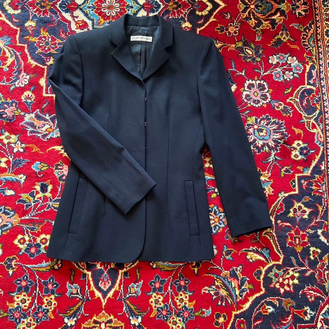 エンポリオアルマーニ　レディーススーツ