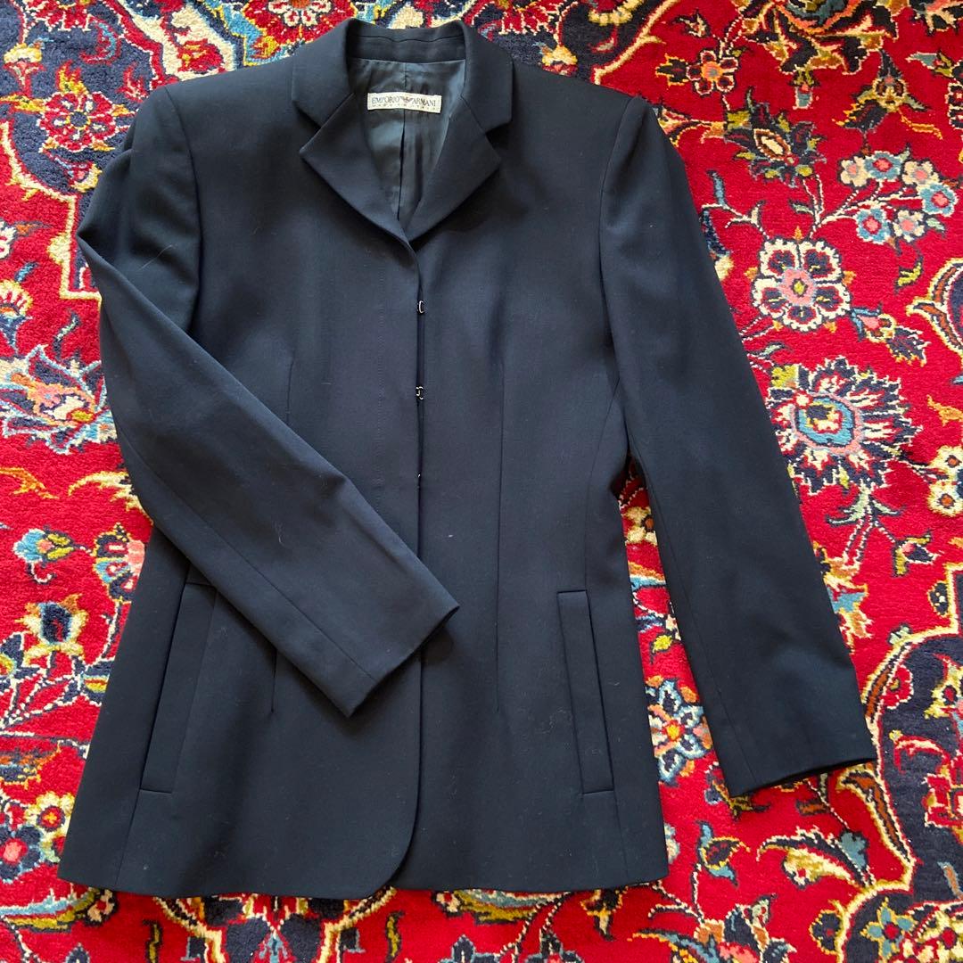 エンポリオアルマーニ　レディーススーツ