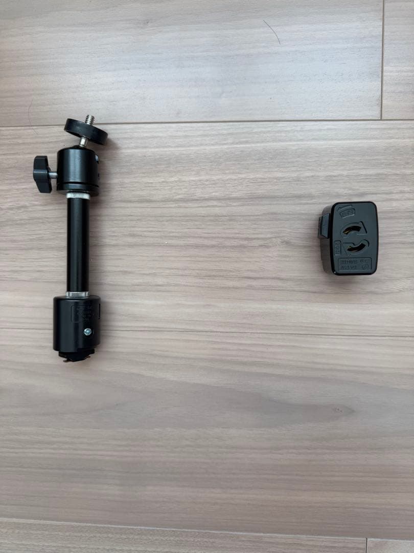 YABER ProV8プロジェクター450ANSIルーメン　スクリーンプレゼント