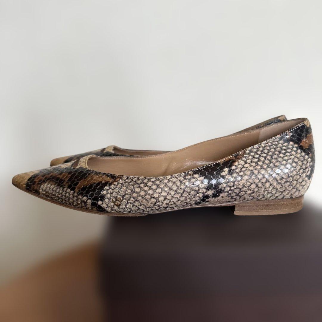 リン様　PELLICO ポインテッドトゥ フラットシューズ　イタリア製　ペリーコ