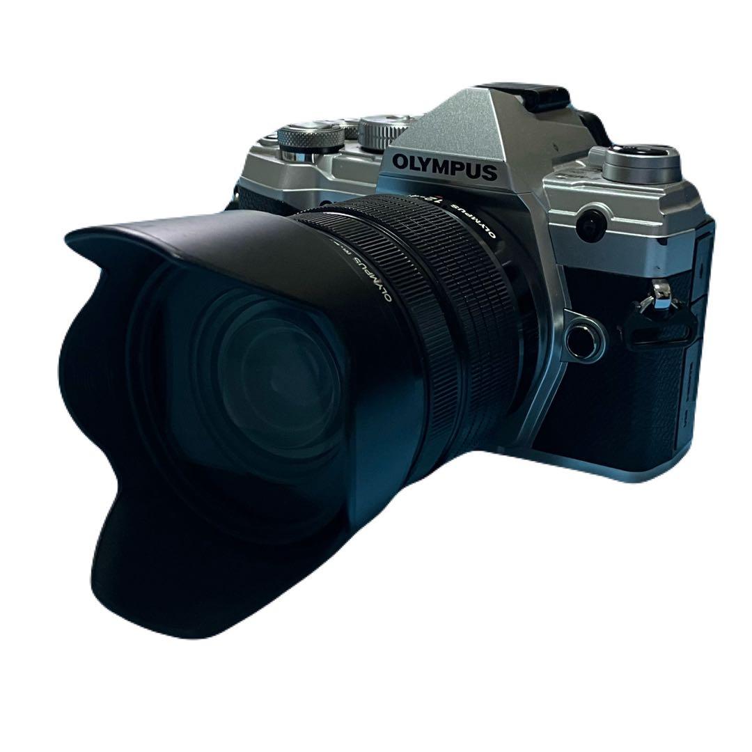 OLYMPUS OM-D E-M5 MarkⅢ