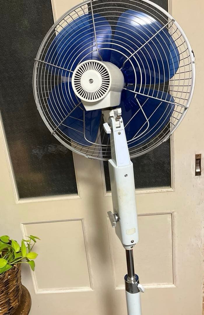 昭和レトロ　大型扇風機　東芝　TOSHIBA 希少　レア　可動品