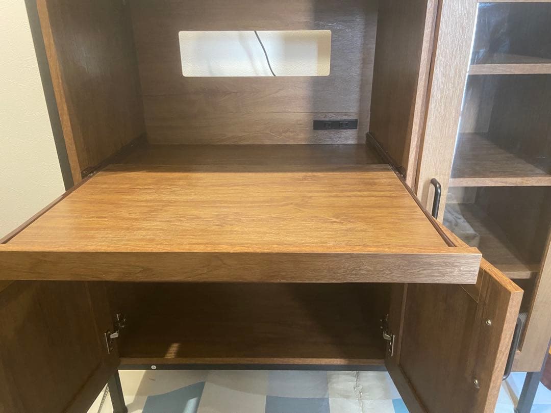 木製キッチンカウンター 収納付き　カップボード