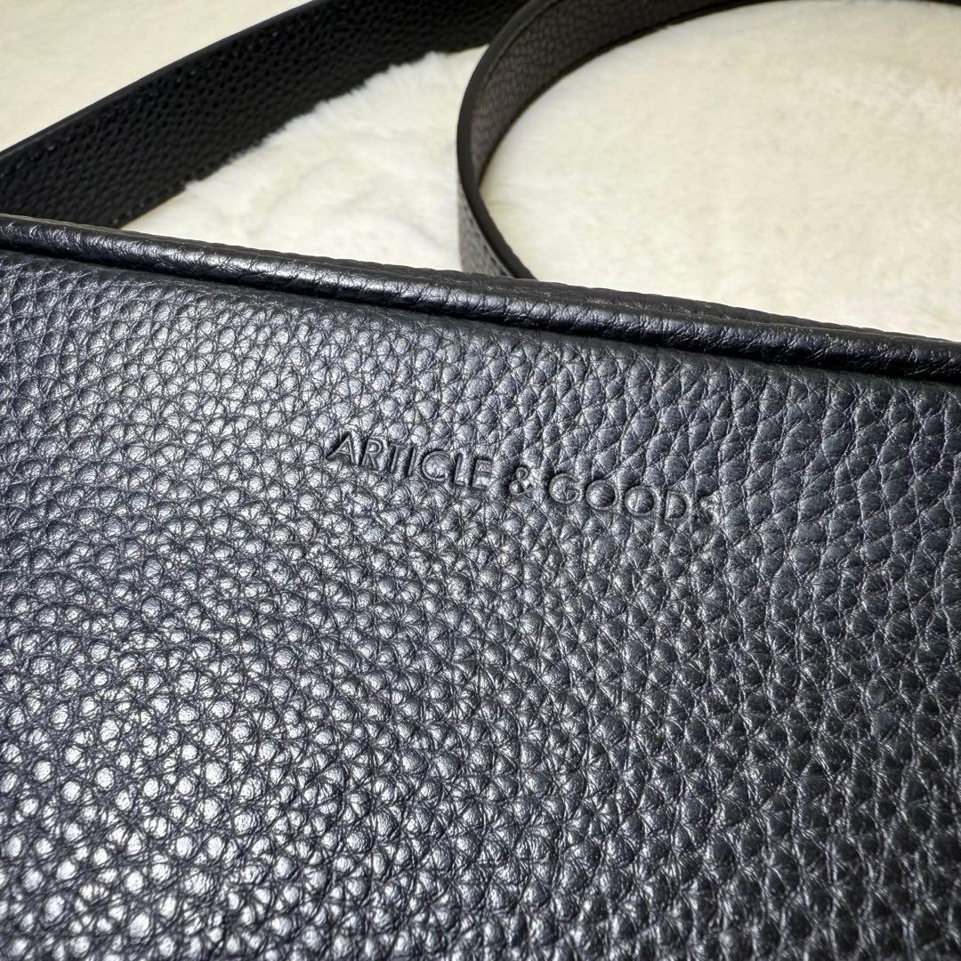 美品　ARTICLE & GOODS クロスボディ　カメラ　ショルダーバッグ