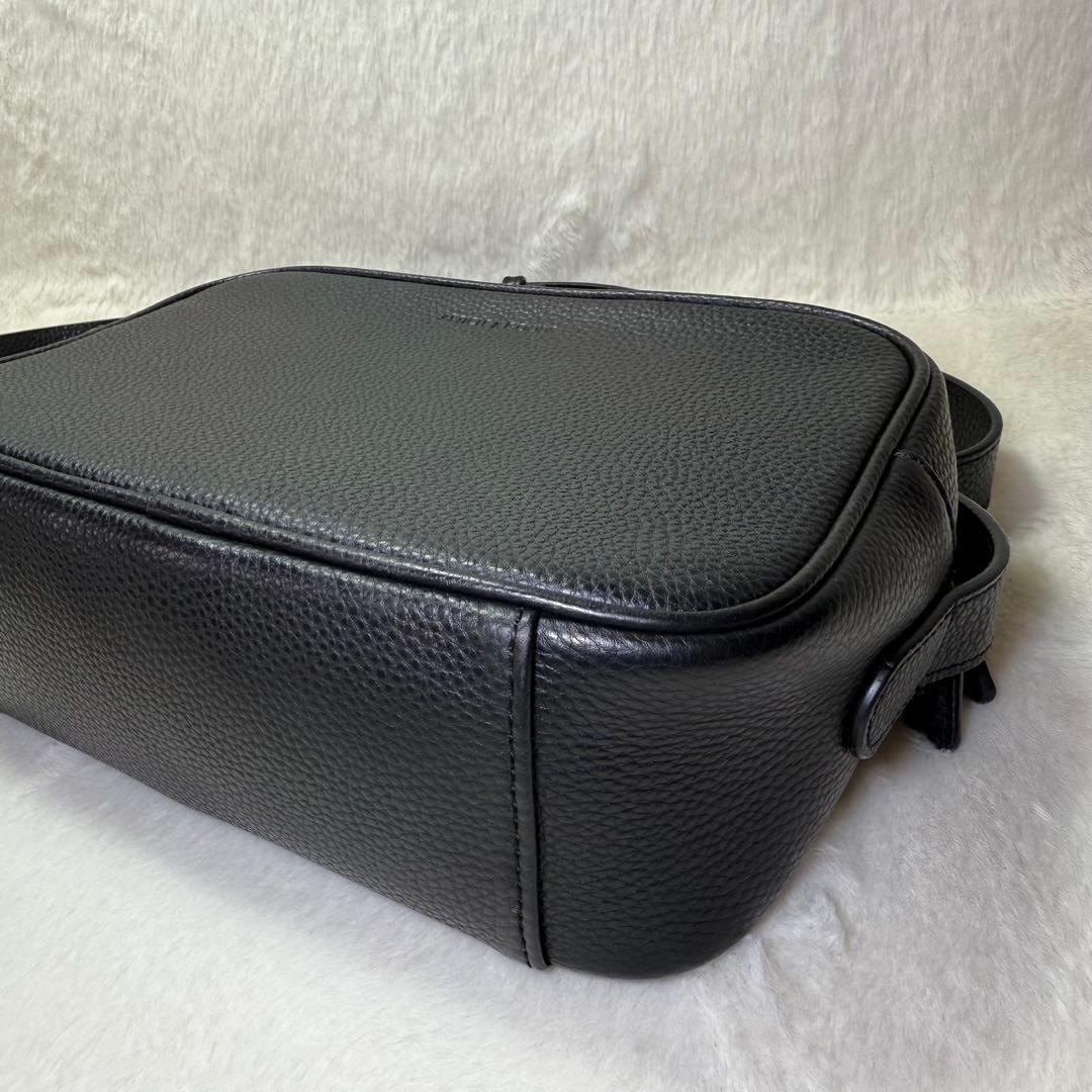 美品　ARTICLE & GOODS クロスボディ　カメラ　ショルダーバッグ