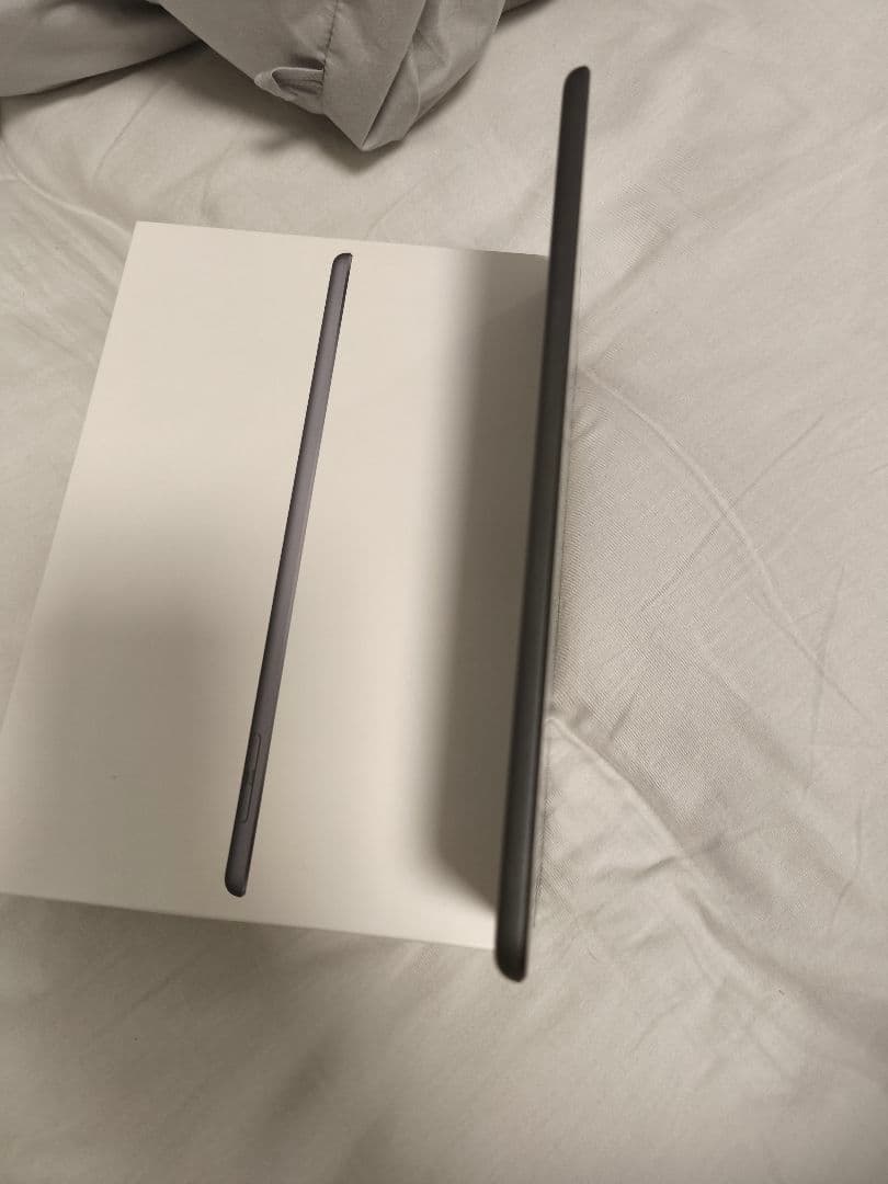 Apple iPad mini（第５世代）本体64GB スペースグレー