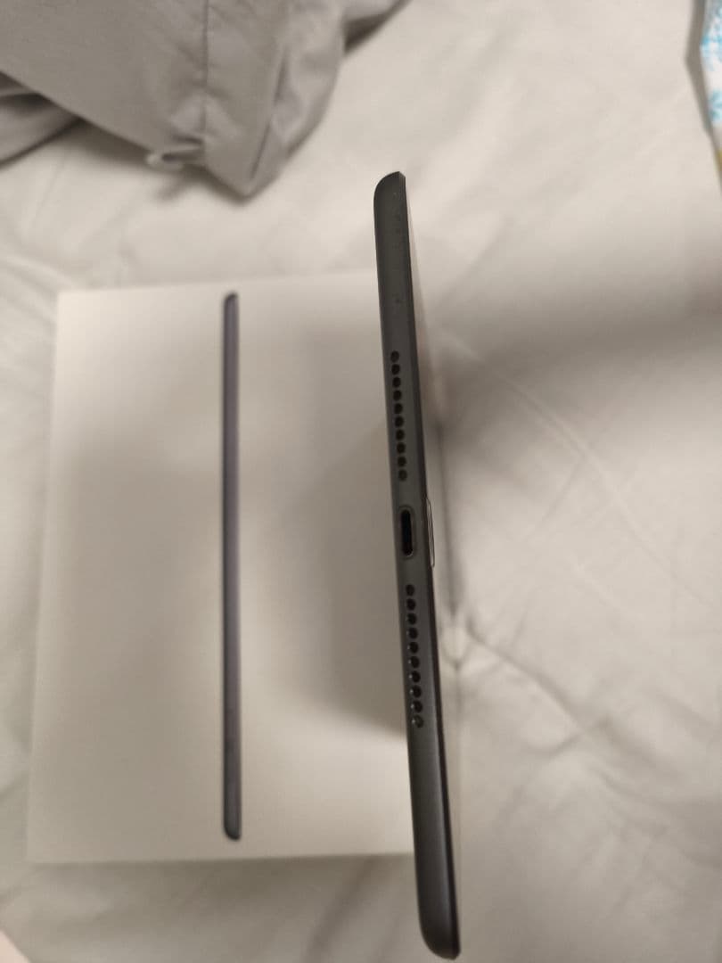 Apple iPad mini（第５世代）本体64GB スペースグレー