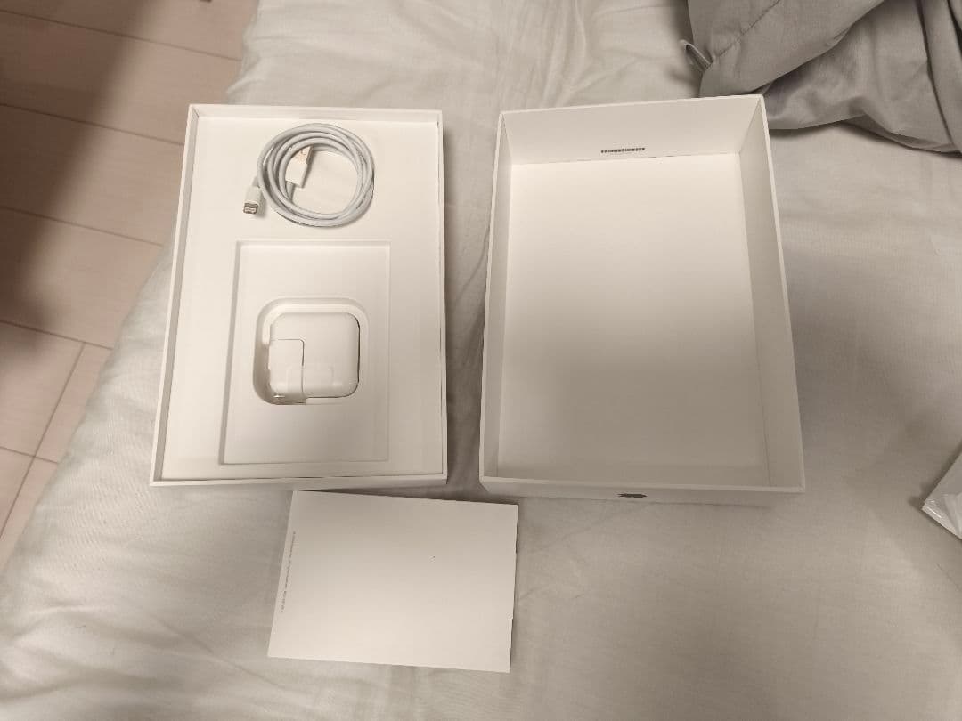 Apple iPad mini（第５世代）本体64GB スペースグレー