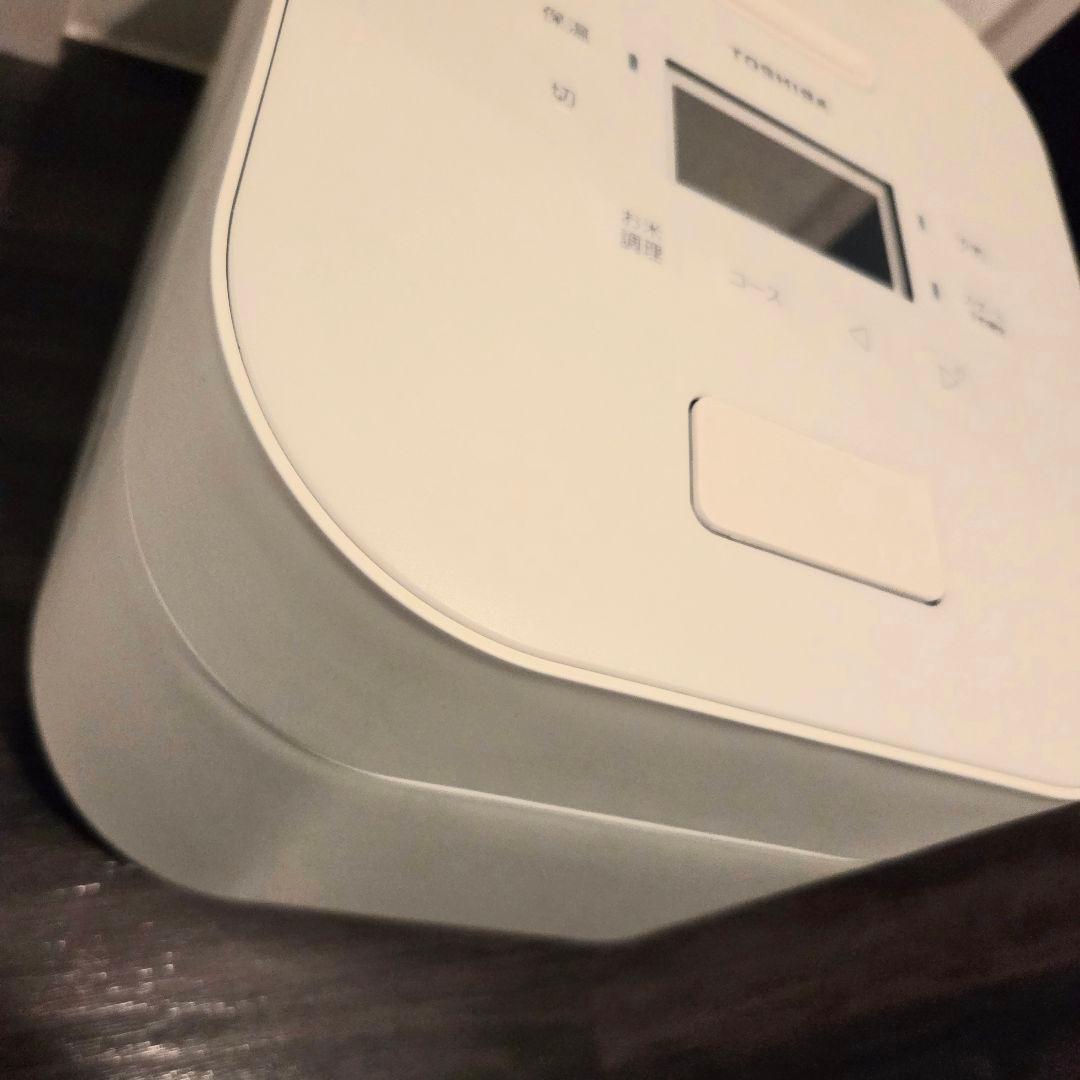 美品＊東芝 圧力IH 炊飯器 5.5合炊き RC-10FPW ミルキーホワイト