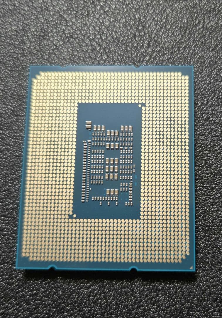 Intel Core i5-12400F LGA1700　中古　動作確認済み