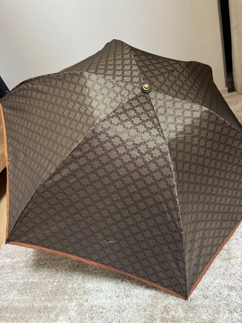 美品 CELINE セリーヌ マカダム柄 折り畳み雨傘