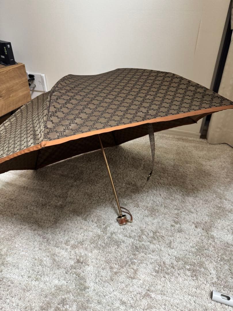 美品 CELINE セリーヌ マカダム柄 折り畳み雨傘