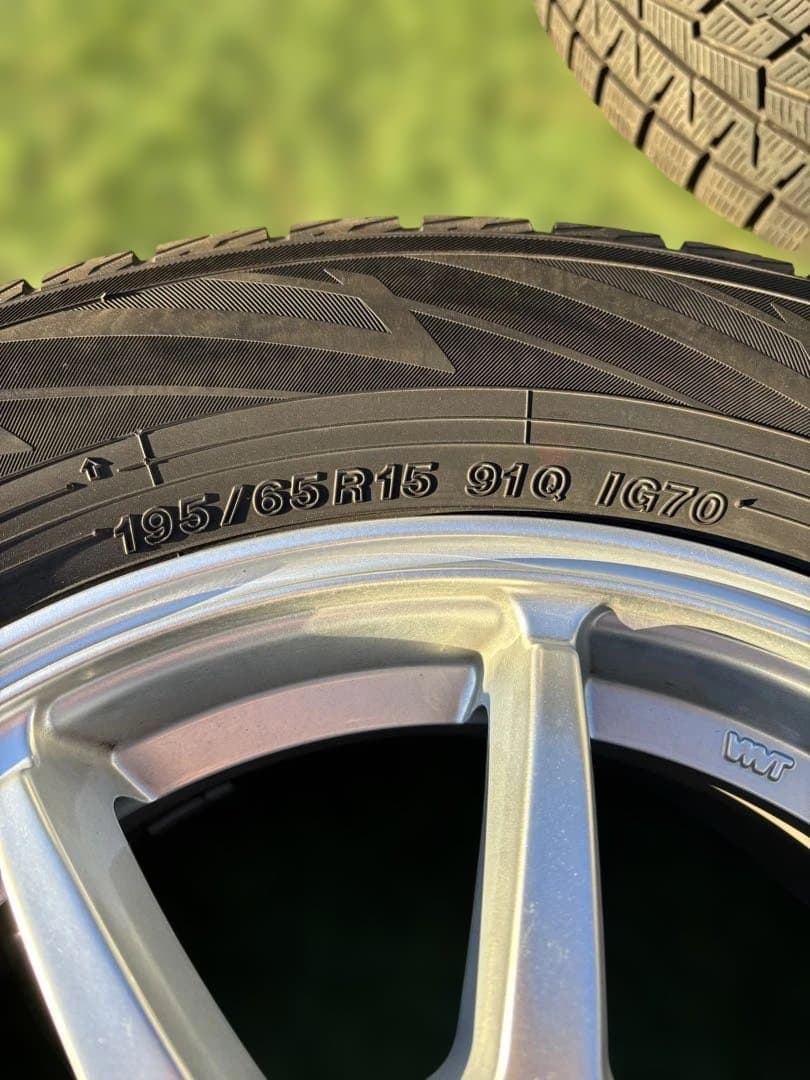 195/65R15 50プリウス スタッドレスアルミセット22年製