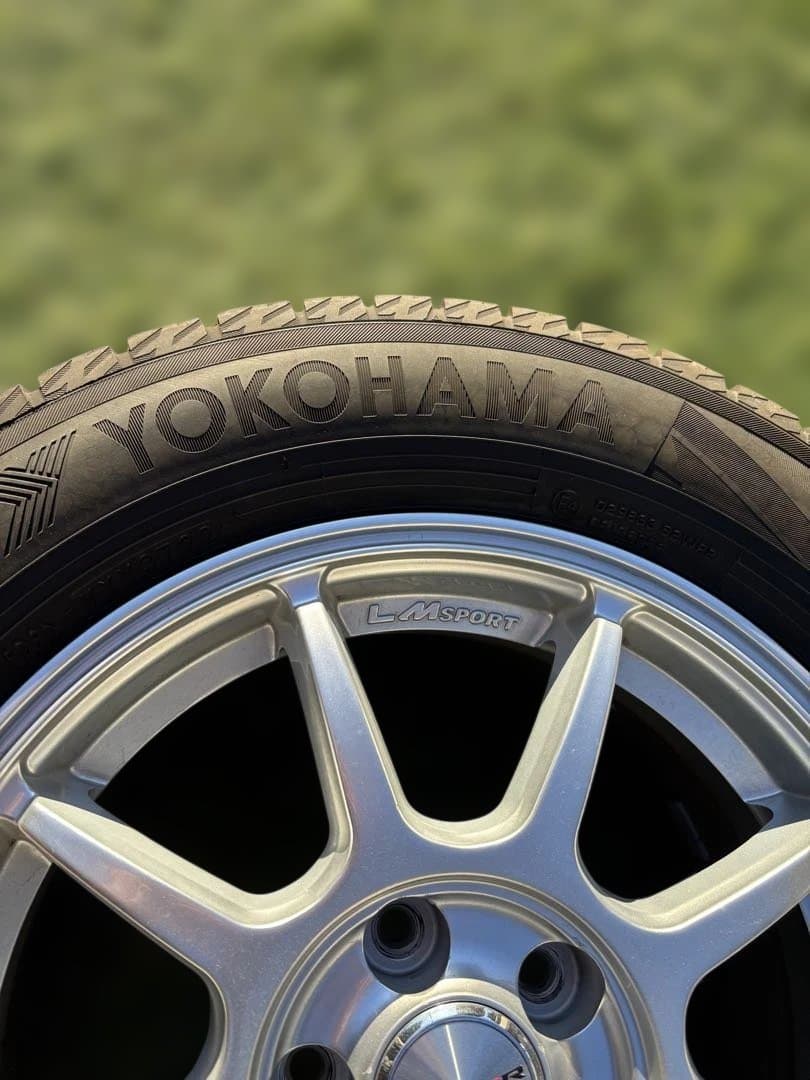 195/65R15 50プリウス スタッドレスアルミセット22年製