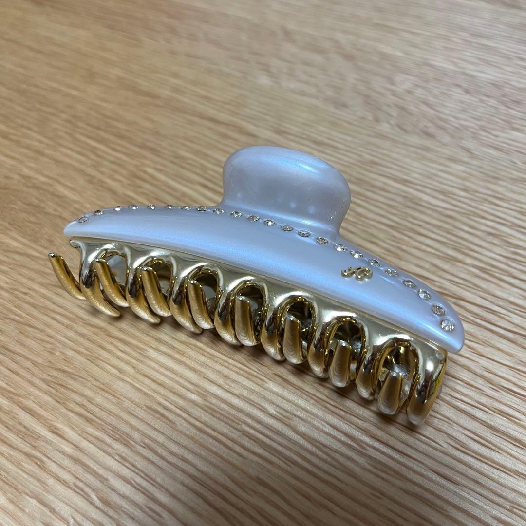 risa　acca ヘアクリップ