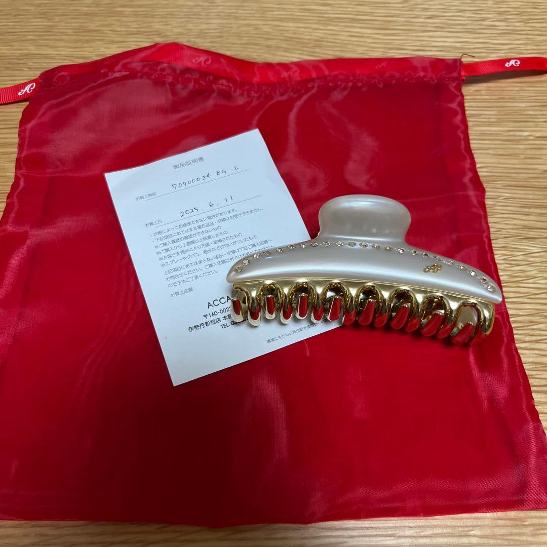 risa　acca ヘアクリップ