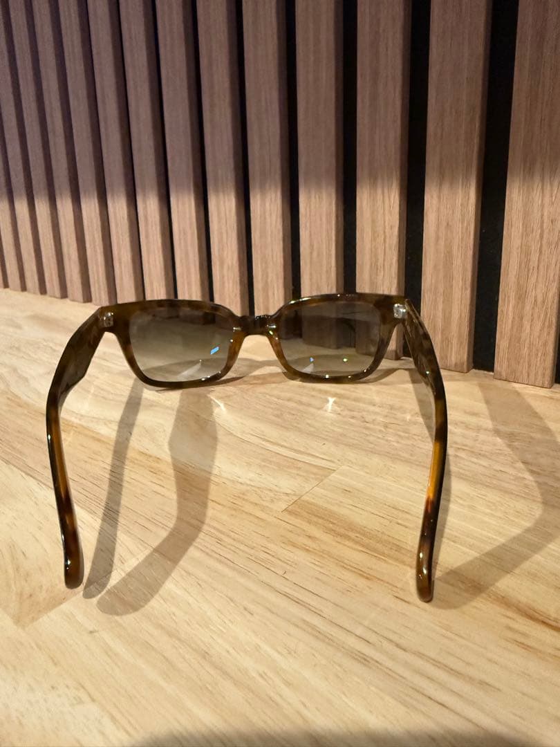 UNCROWD×SWALLOWTAILコラボ GLORIA