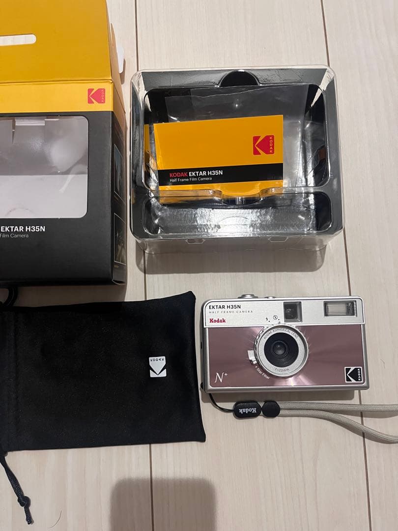 Kodak EKTAR H35N ハーフフレームカメラ　ピンク