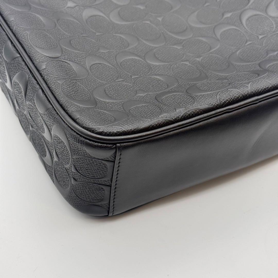 ✨美品✨コーチ ショルダーバッグ チャールズ エンボス サコッシュ ブラック 革