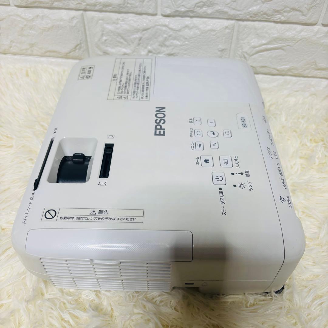 EPSON EB-S31　プロジェクター