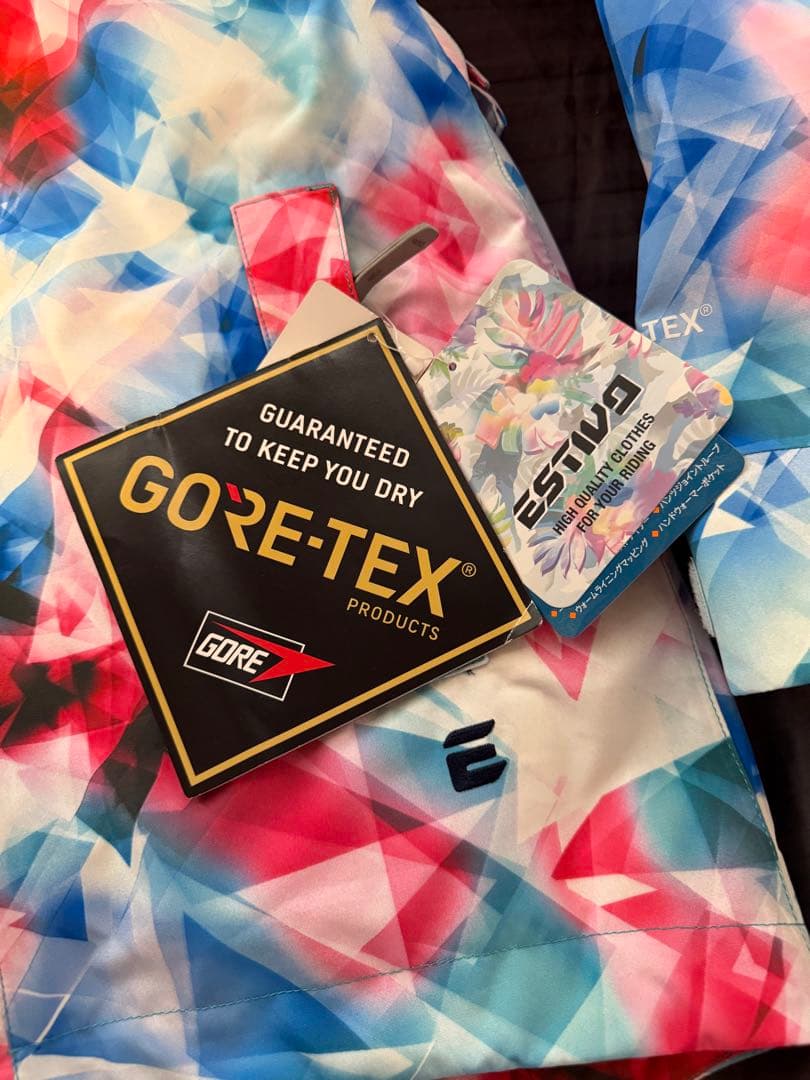 ゴールドウイン　ESTIVA GORE-TEX スキーウェア 女性用