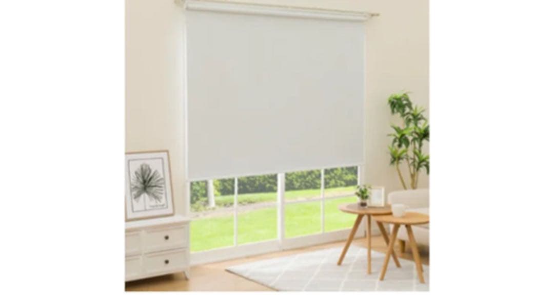 ニトリ　電動遮光ロールスクリーン リモコン式(SPR60X180)