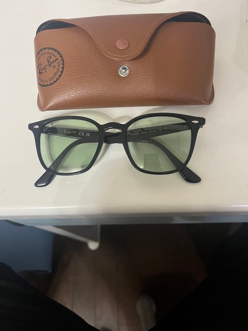 Ray-Banサングラス0RB4258F レイバン　サングラス