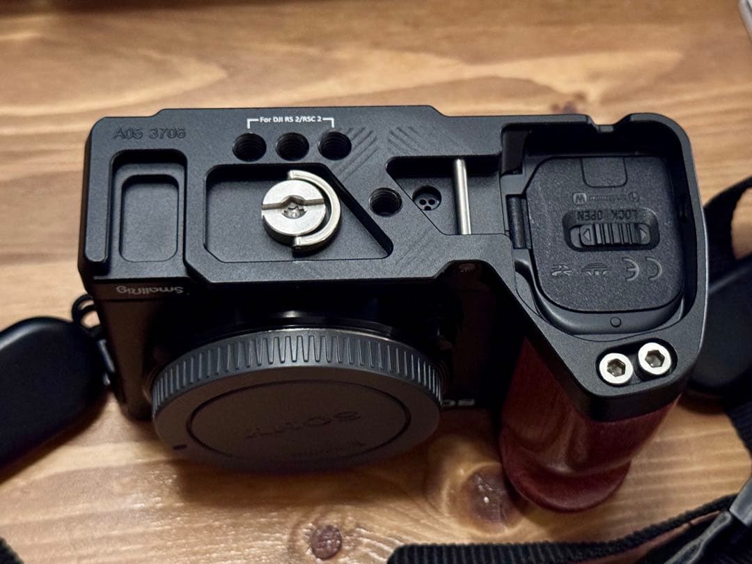 SONY ZV-E10 ミラーレスカメラ 4K APSC