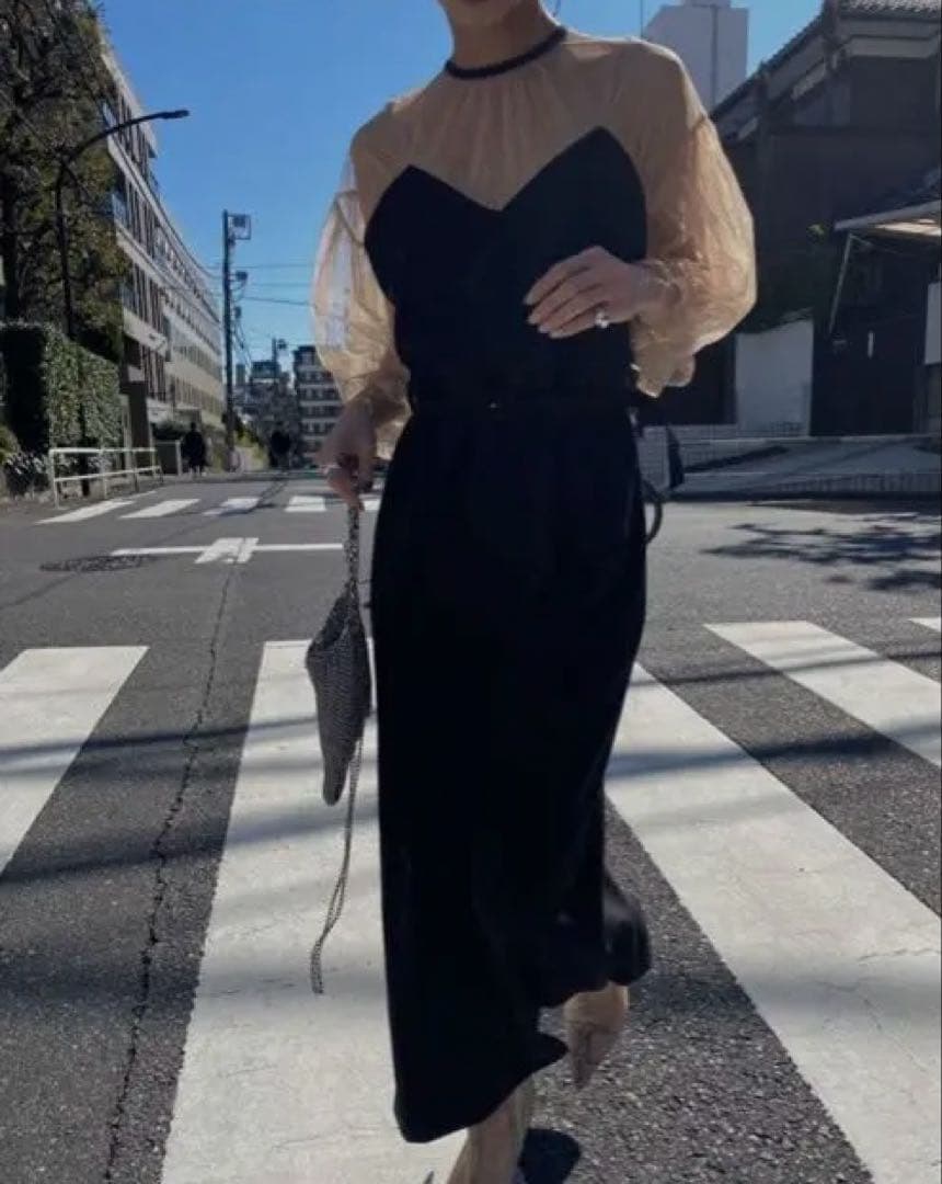 AIRY SLEEVE TIGHT DRESS ブラック S