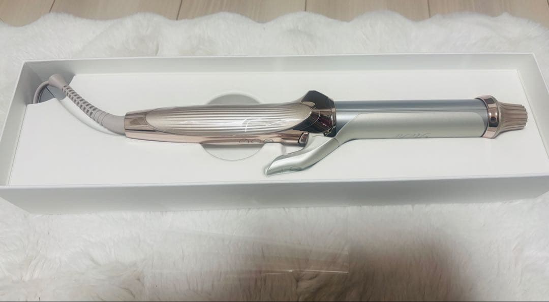 リファ　カールアイロンプロプラス　2025年発売新作　シャンパングレージュ