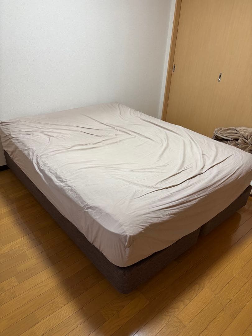 り*ご様 シモンズ　クイーンベット　ダブルクッション　ボトムセット