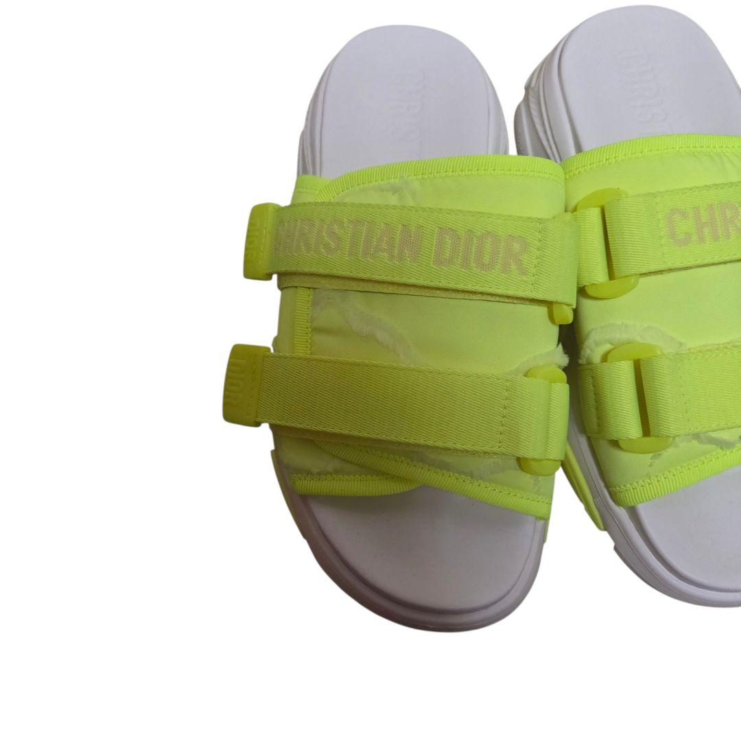 新品同様 クリスチャンディオール　バックルサンダル 22年モデル 23.5cm