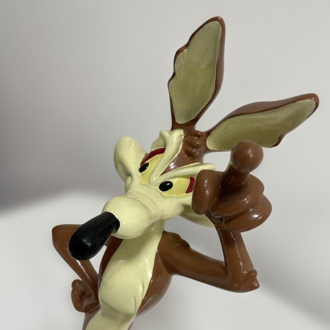 ワイリー・コヨーテ フィギュア