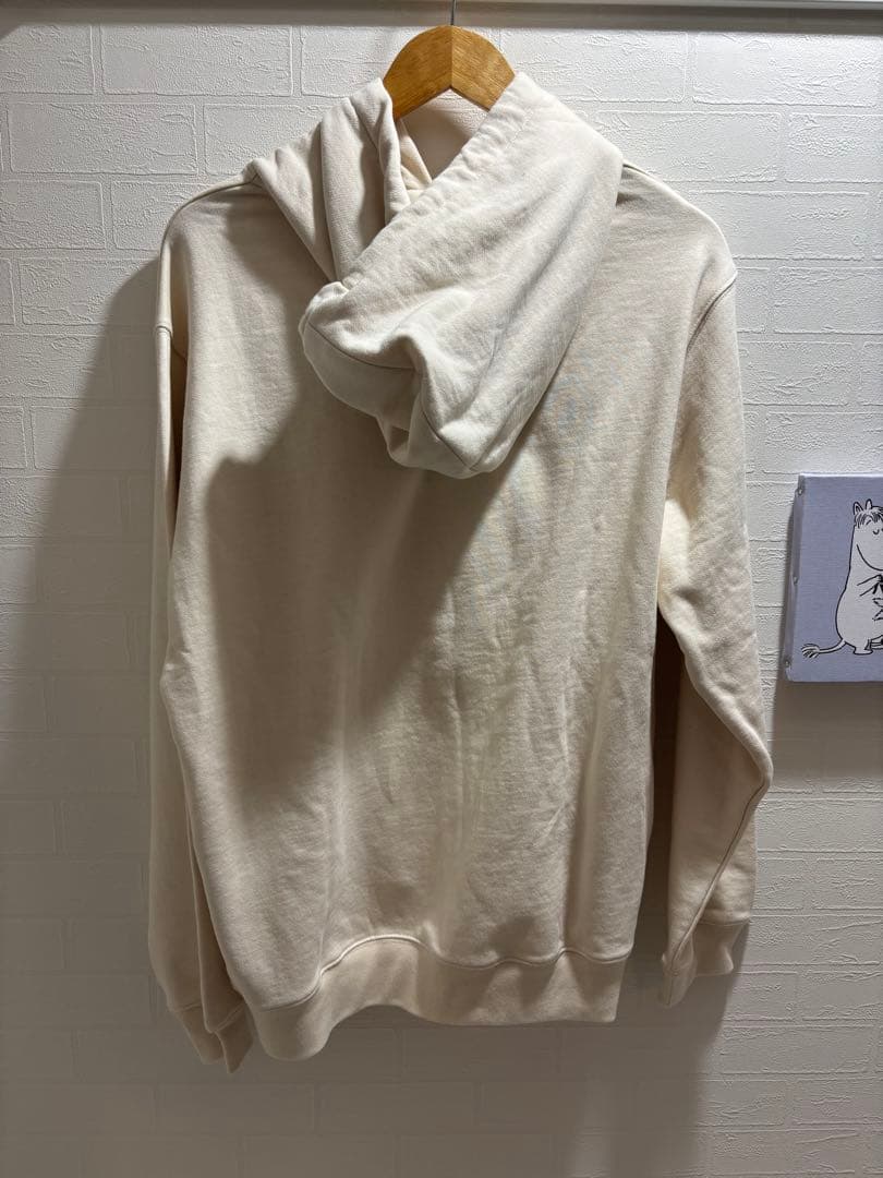 marimekko アイボリー ロゴパーカー