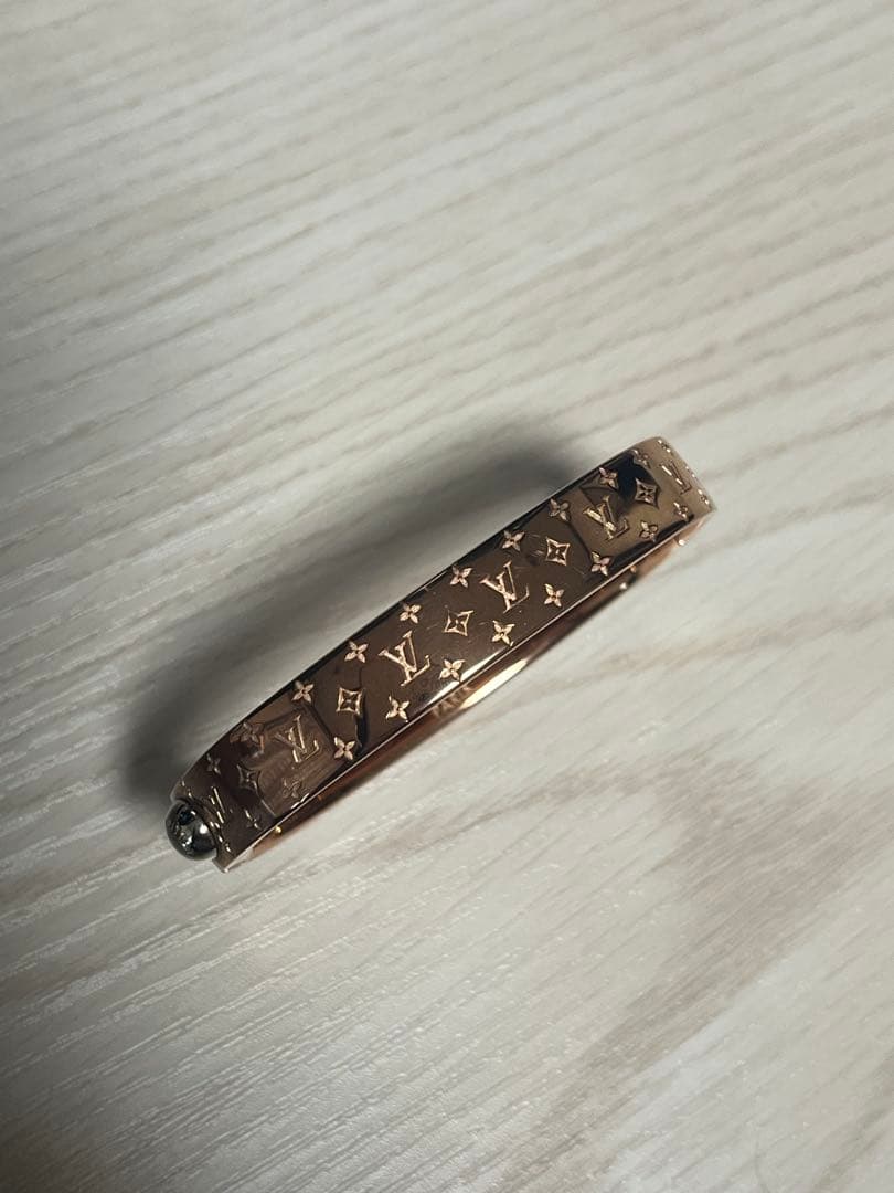 お値下げ⭐️ ルイヴィトン　カフナノグラムバングル
