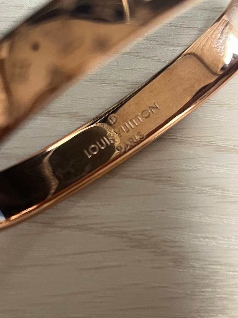 お値下げ⭐️ ルイヴィトン　カフナノグラムバングル