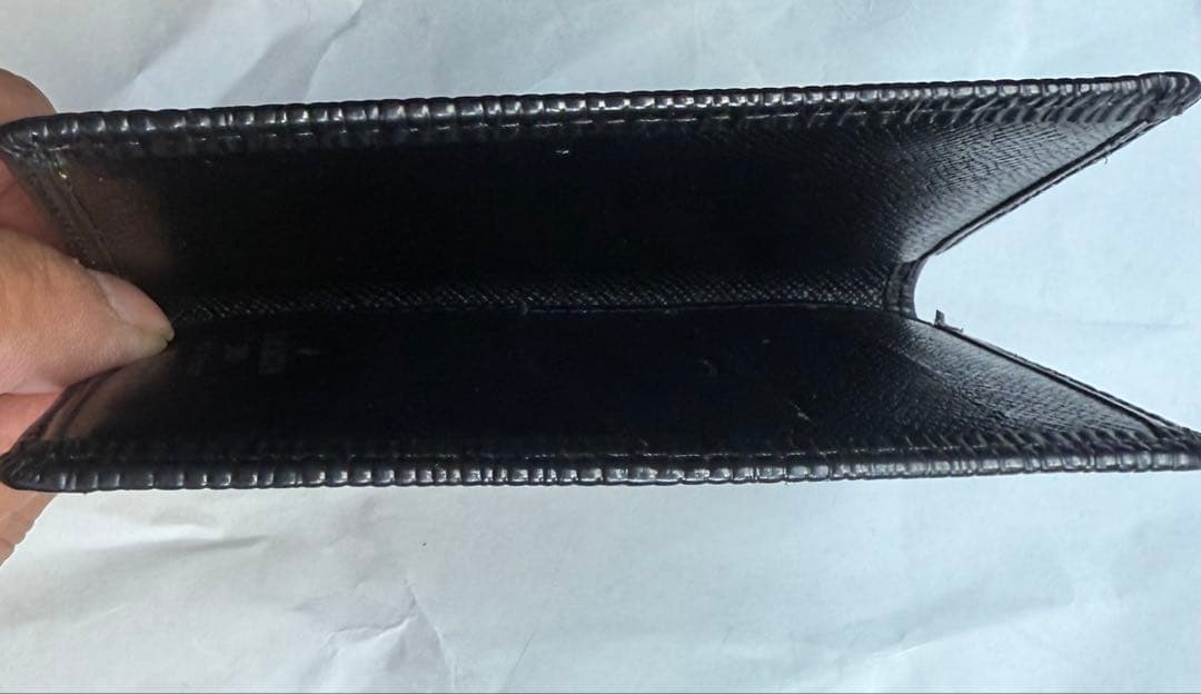 【未使用】ヴィトン　エピ　名刺入れ　Louis Vuitton