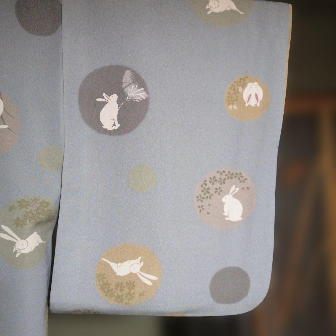 あ*ん様 美品小紋洗える　うさぎ柄　ブルーグレー色、冬こそ映える既製品