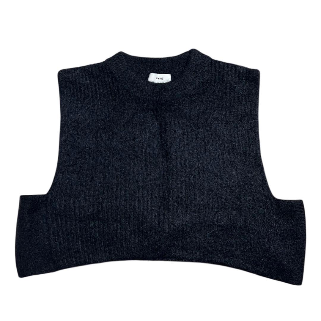 【HYKE】MOHAIR CROPPED VEST BLACK