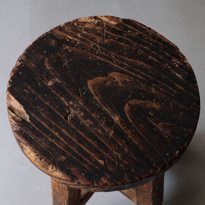 杉材 古い丸椅子　スツール チェア プリミティブ 古民具 骨董 古家具 古道具