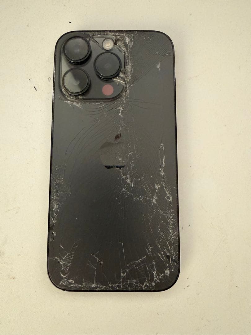 iPhone 14 Pro 128gb 背面ひび割れあり