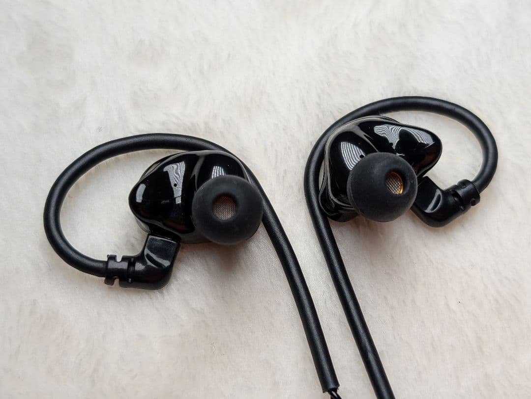 【ほぼ未使用】Soundbrenner Wave イヤホン IEM イヤモニ