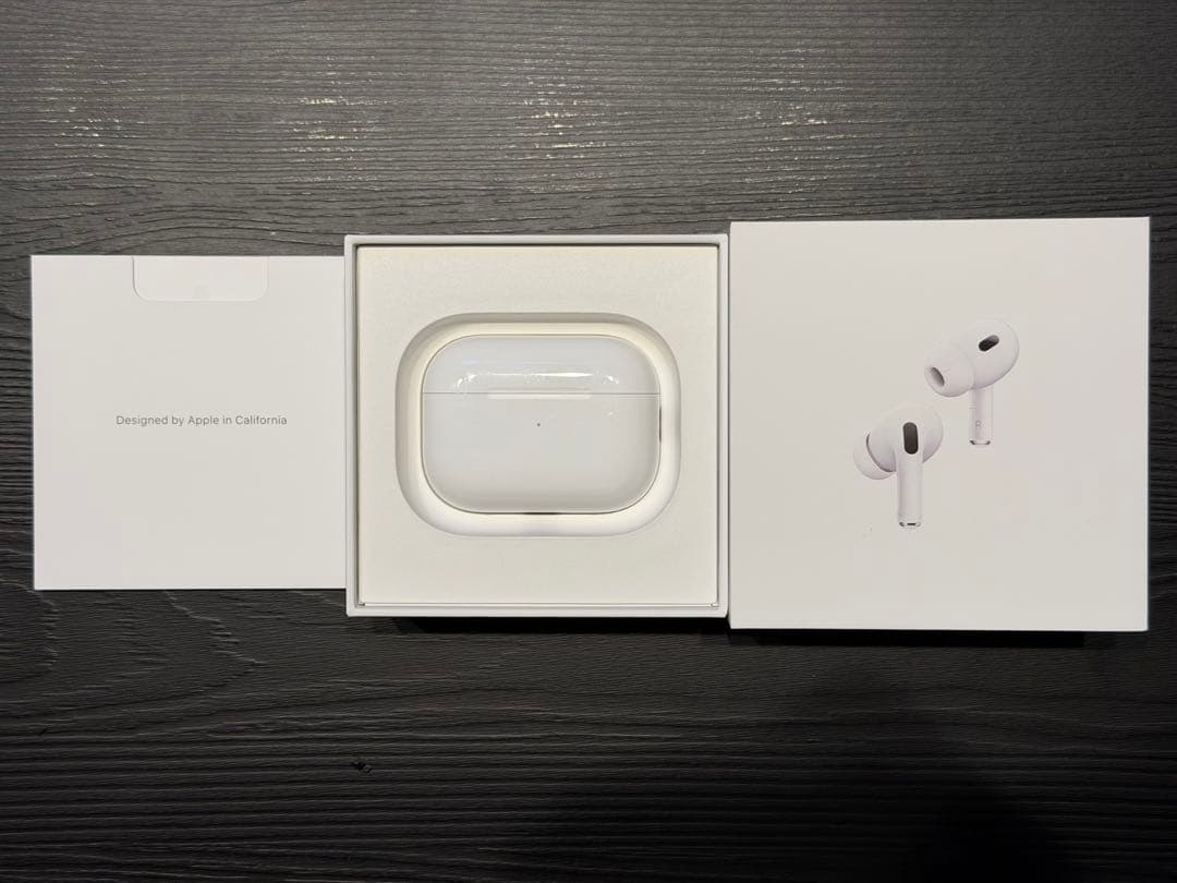 AirPods pro 第二世代 本体 ホワイト 充電ケース付き　箱付き