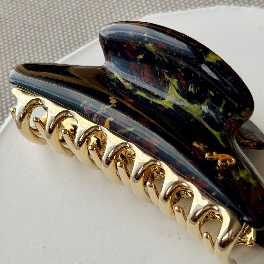 【美品】ほぼ未使用　acca ヘアクリップ 2個セット