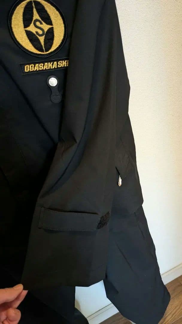 【期間限定最終値下げデサント製オガサカラストシーズン】スキーウェア上下 Lサイズ