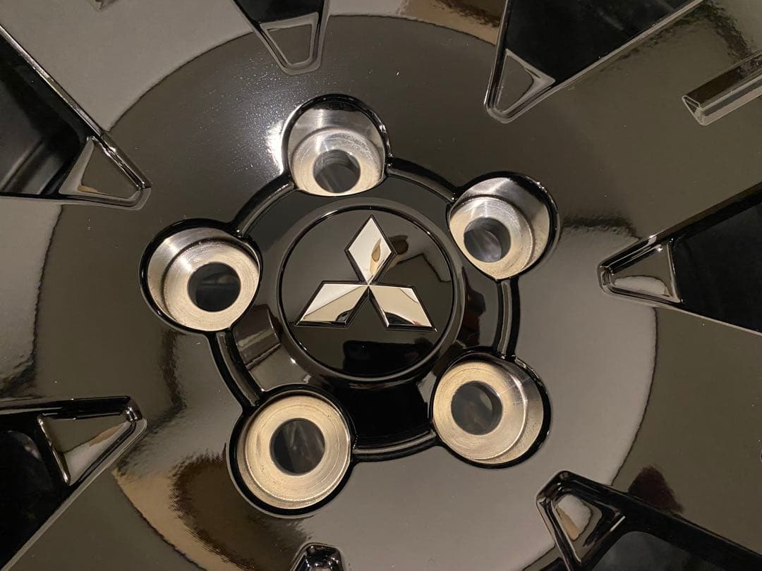 【新車外し】【送料込み】デリカD5 シャモニー タイヤ ホイール 4セット