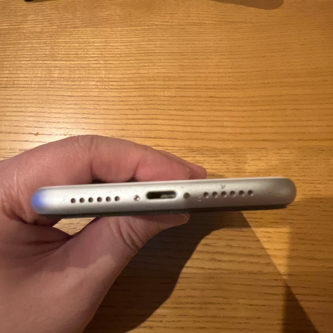 お*り様 Apple iPhone XR ホワイト　128GB SIMフリー　ケ