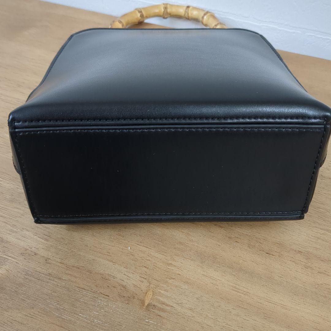 ハンドバッグ　がま口　バンブーハンドル