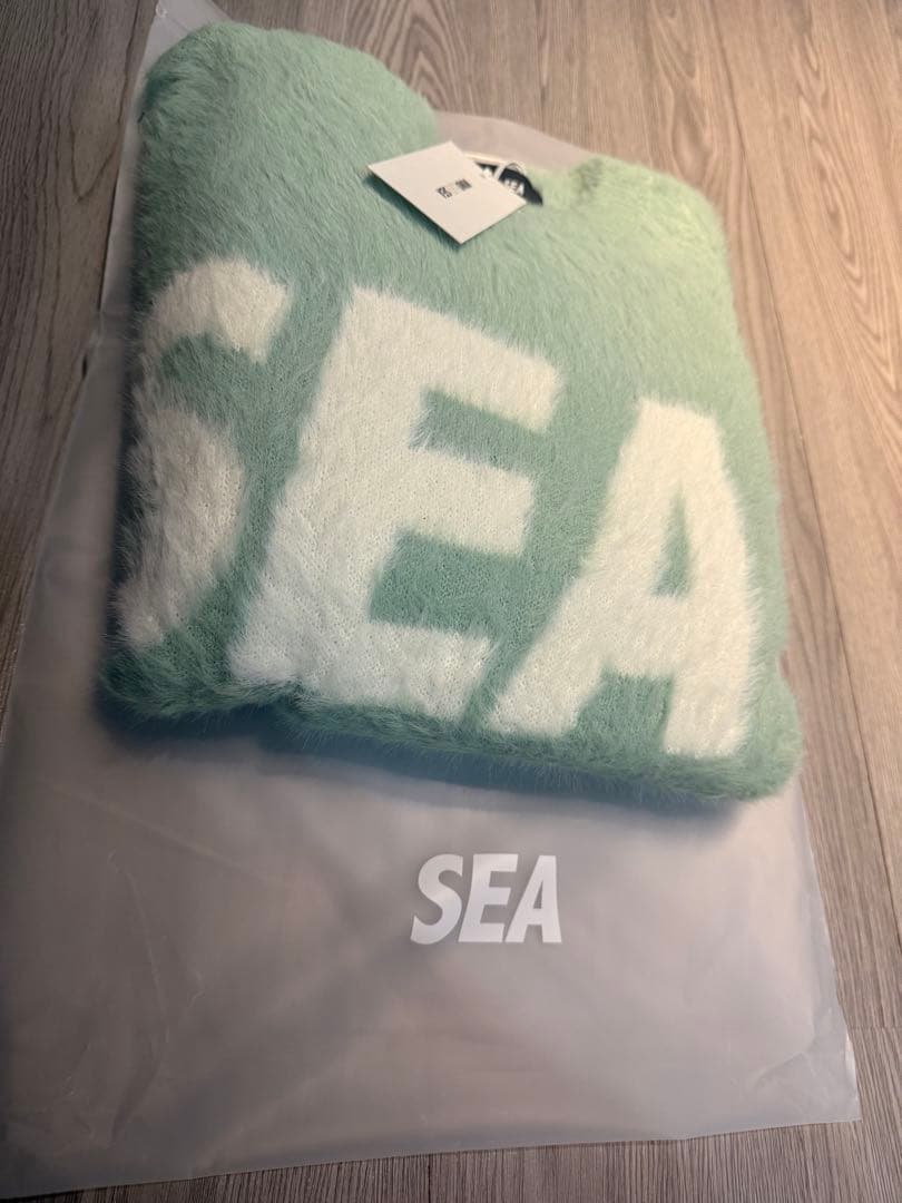 WIND AND SEA ニット（即完売品）
